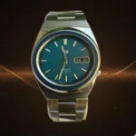 Vintage SEIKO 5 Automatic Teal Blue Dial 7019-7410