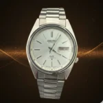 Vintage Seiko DX Automatic Crisp White Sunburst Dial 21 Jewels 7009 Movement